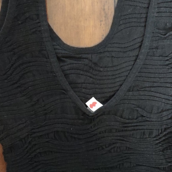 Black Wavy Bodycon Mini Dress w Low Back - Picture 4 of 5